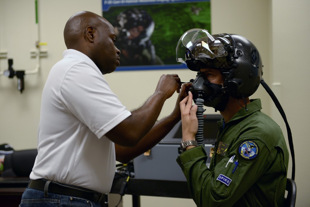 Here Morten is being fitted for his third-generation F-35 helmet prior to his first flight i the F-35 in November 2016. Photo: USAF