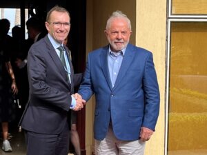 Norwegian Minister of Climate and Environment, Espen Barth Eide and President-elect in Brazil, Lula da Silva. At COP27 in Sharm-El-Sheikh, November 2022.