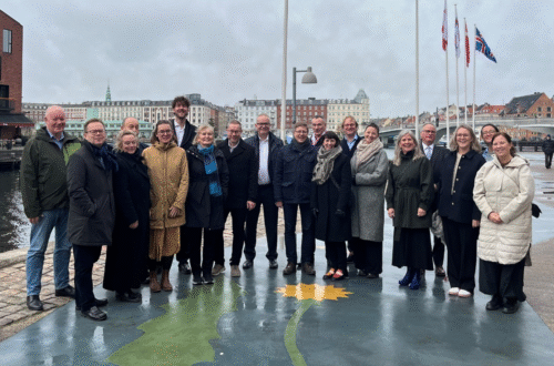 gruppebilde av Overvåkningskomiteen i Interreg Nordlig Periferi og Arktis