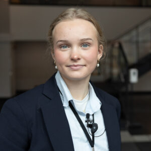 Portrett av tidligere kvinnelig lærling i DSS.