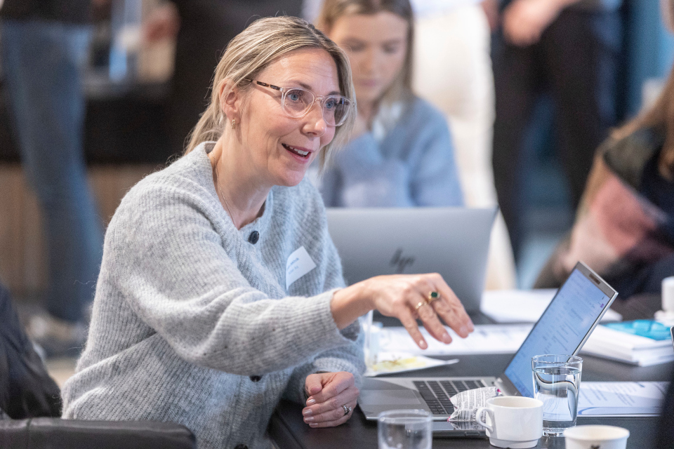 Person som er engasjert i en samtale